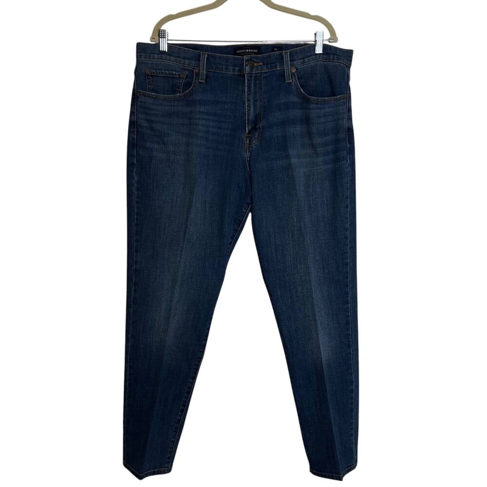 Lucky Brand 221 Straight Mens Jeans 38 x 30 Blue Medium Wash Cotton Blend